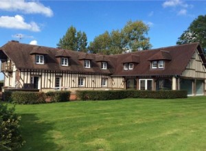 Constructeur de maison à colombages à Fierville-Bray